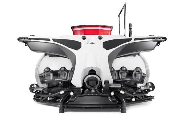 U-Boat Worx submarine